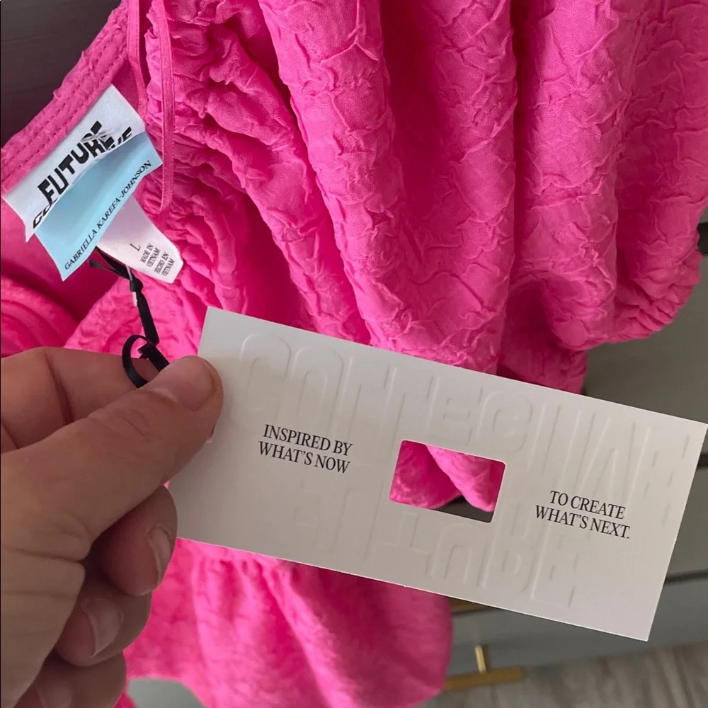 Future Collective Fuchsia Puff Sleeve Blouse - Picture 4 of 9